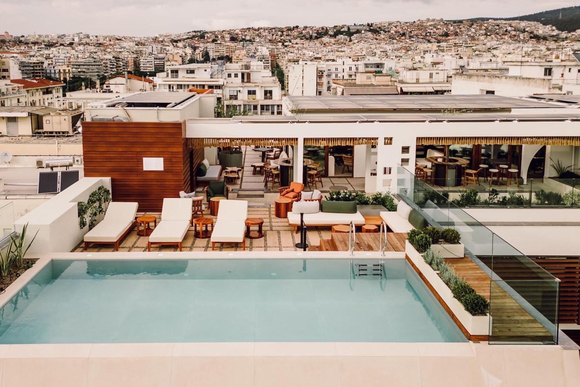 Monasty, Thessaloniki, Autograph Collection Hotell Eksteriør bilde The hotel's rooftop pool