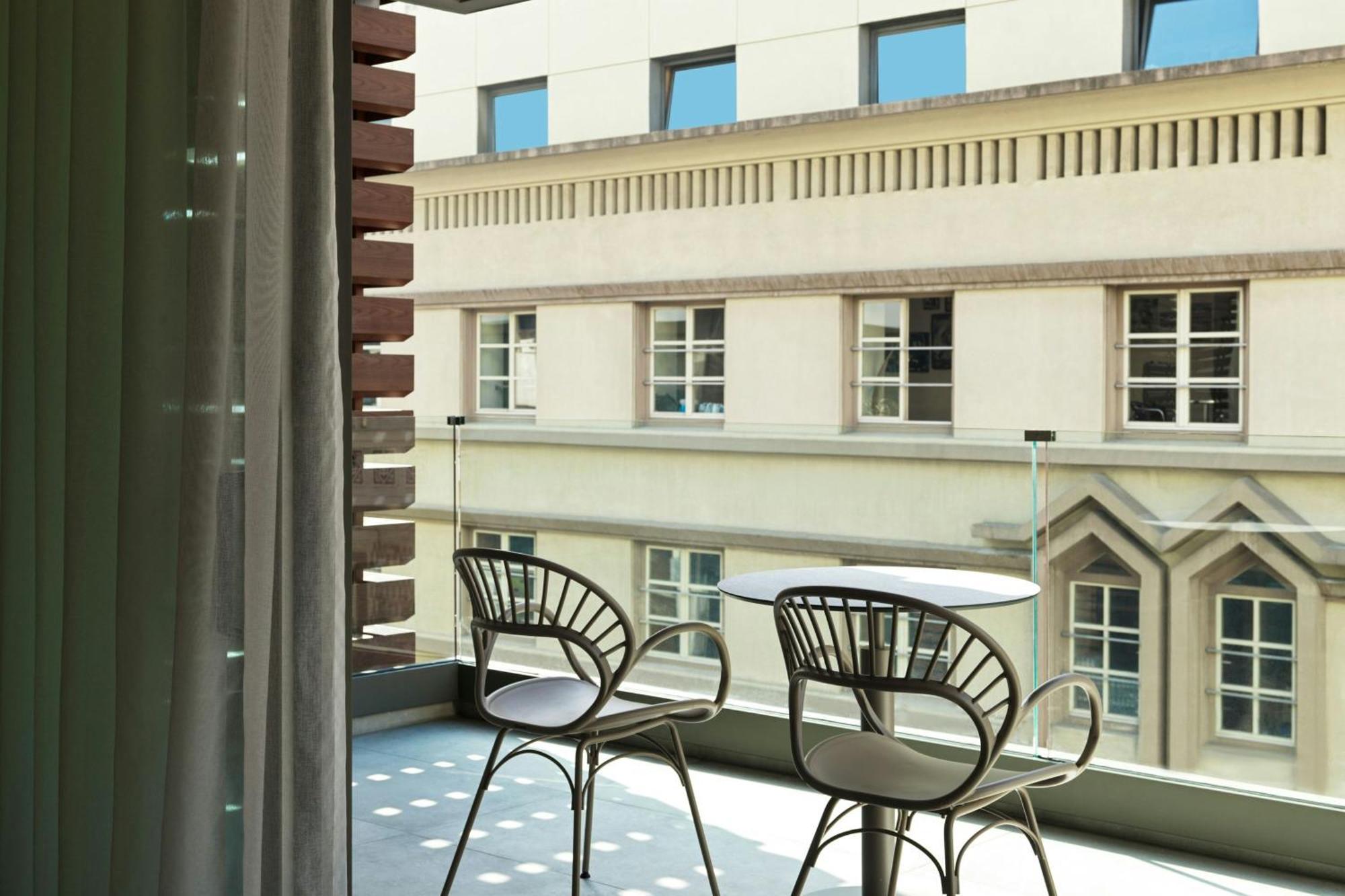 Monasty, Thessaloniki, Autograph Collection Hotell Eksteriør bilde A balcony at the hotel
