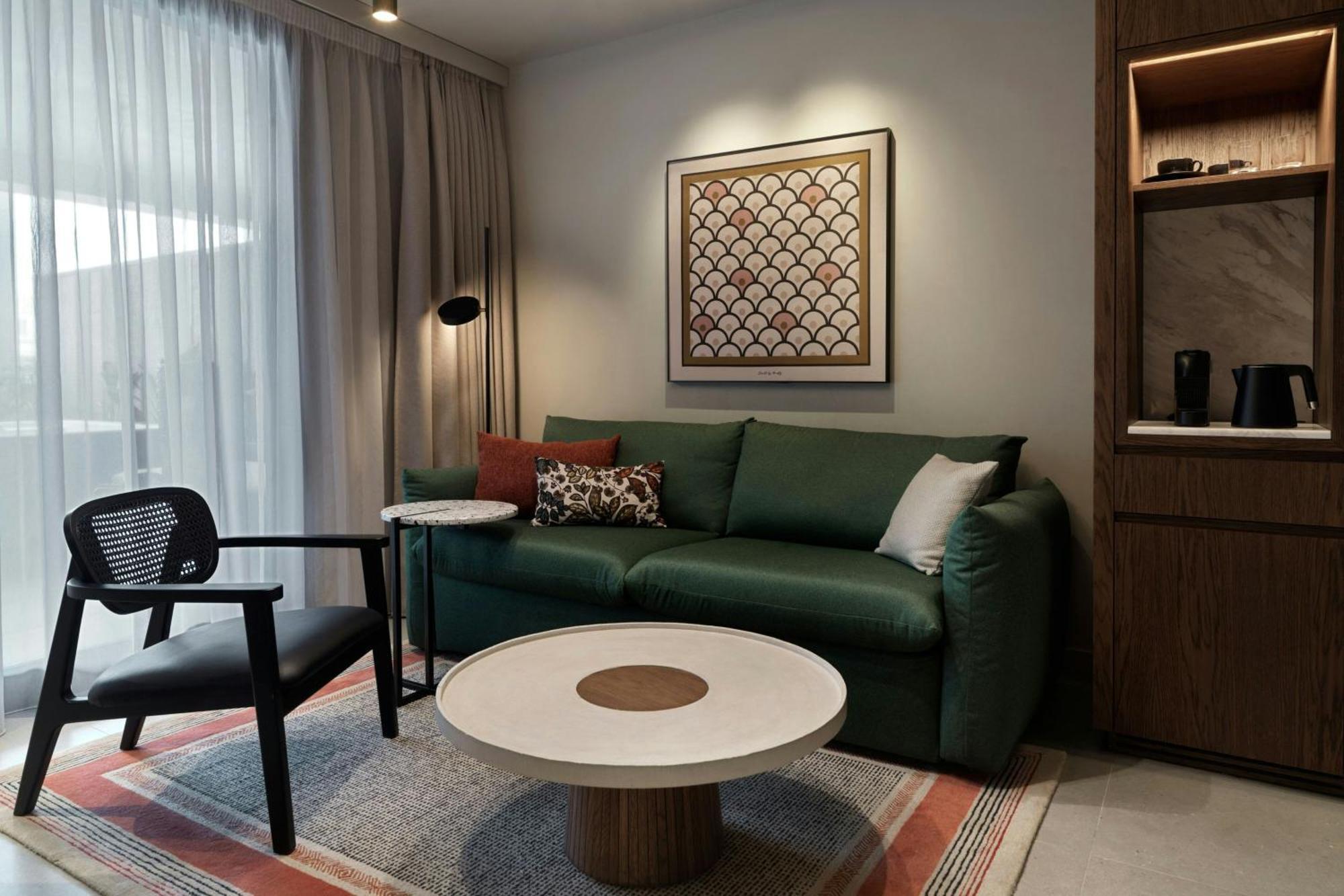 Monasty, Thessaloniki, Autograph Collection Hotell Eksteriør bilde A living room at the hotel